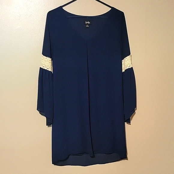 By & By Navy Blue Dress Medium Sheath Swing Chiffon‎ Lined V-neck Crochet - Picture 3 of 6